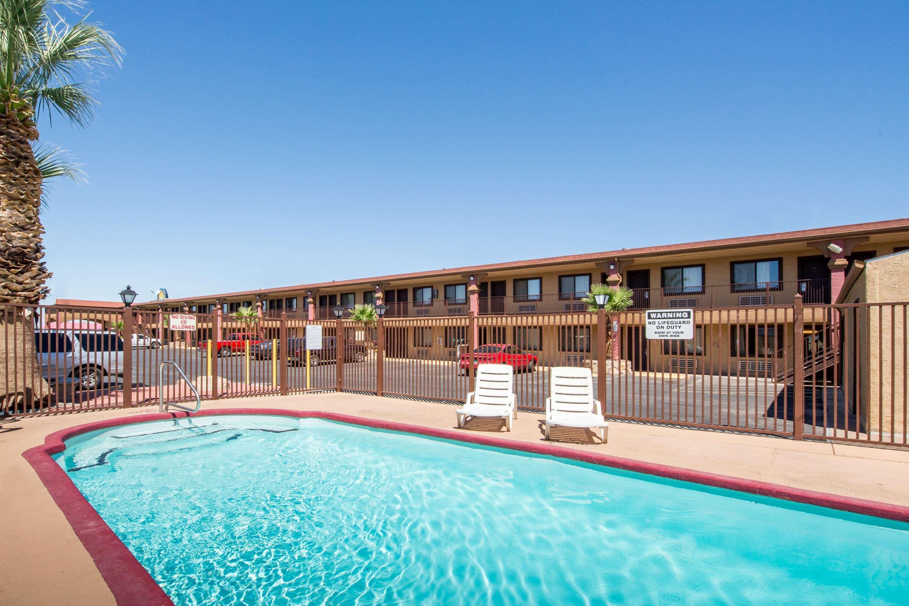 Days Inn By Wyndham Alamogordo White Sands Ngoại thất bức ảnh