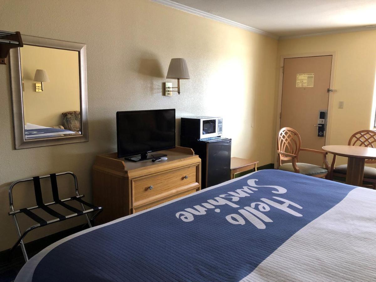 Days Inn By Wyndham Alamogordo White Sands Ngoại thất bức ảnh