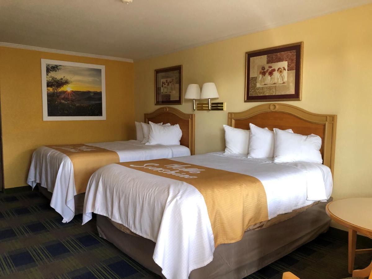 Days Inn By Wyndham Alamogordo White Sands Ngoại thất bức ảnh